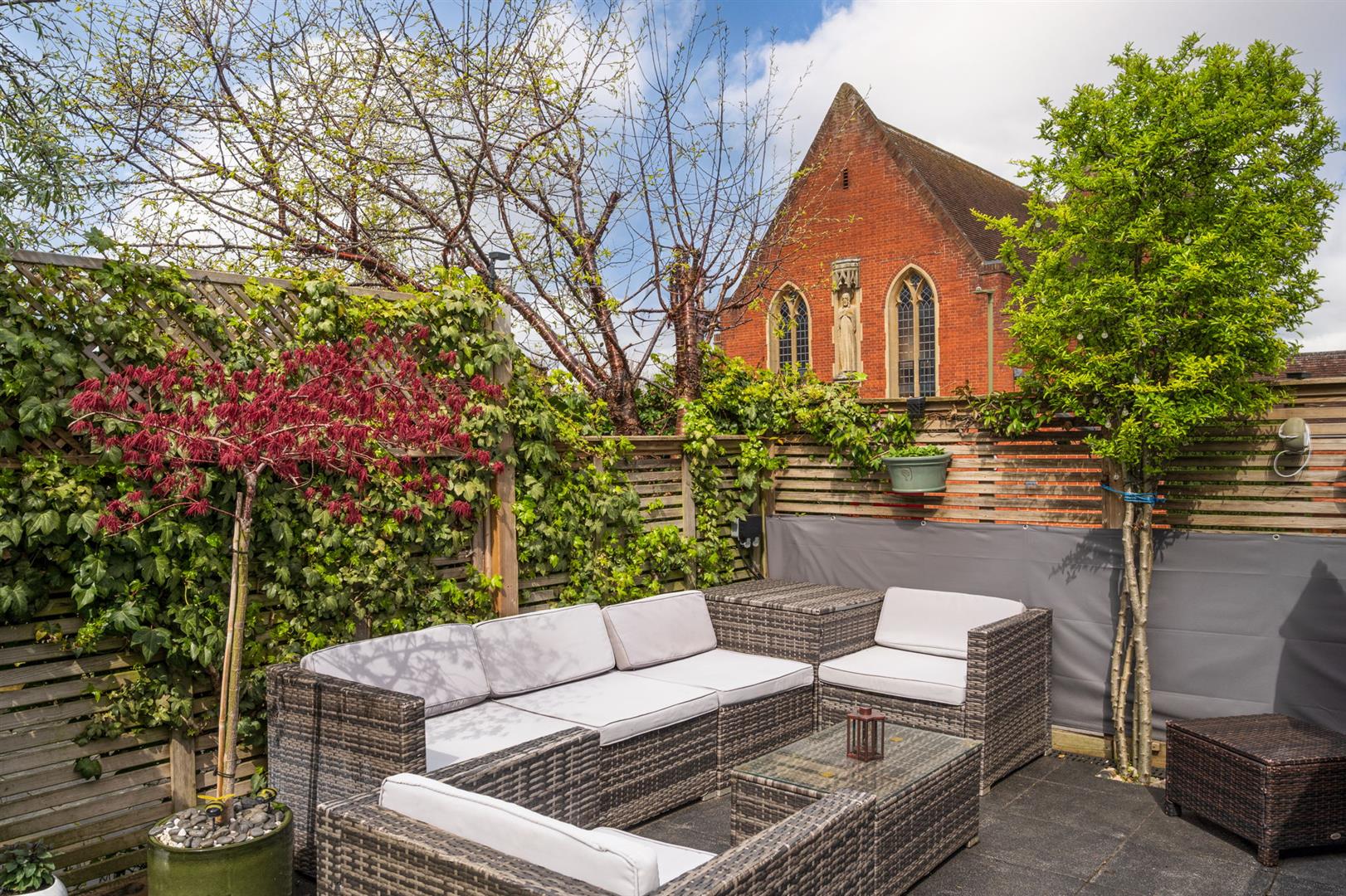 Damer Gardens, Henley-On-Thames